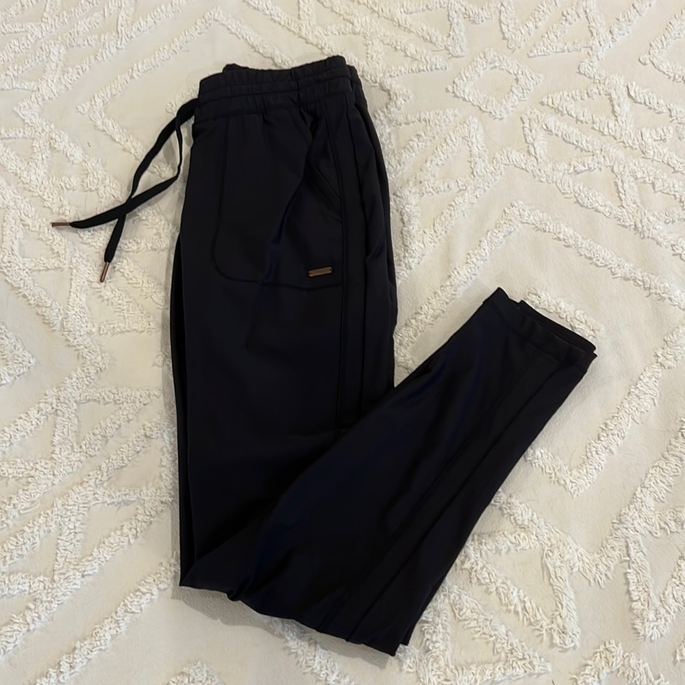 NWOT Cherokee Form Scrub Pants